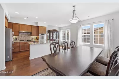 332 E Hilltop Way, Thousand Oaks, CA 91362 - Photo 9