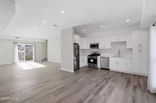 1740 Patricia Ave, Simi Valley, CA 93065 - Photo 15