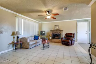 15707 Lanfair Ave, Lancaster, CA 93535 - Photo 5
