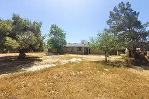 15707 Lanfair Ave, Lancaster, CA 93535 - Photo 19