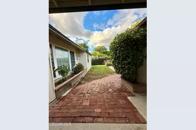 7002 Aura Avenue, Reseda, CA 91335 - Photo 5