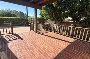 23275 Park Ensenada, Calabasas, CA 91302 - Photo 33