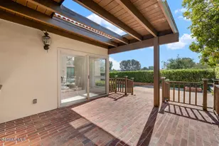 23275 Park Ensenada, Calabasas, CA 91302 - Photo 7