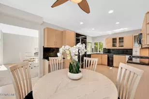 23275 Park Ensenada, Calabasas, CA 91302 - Photo 9