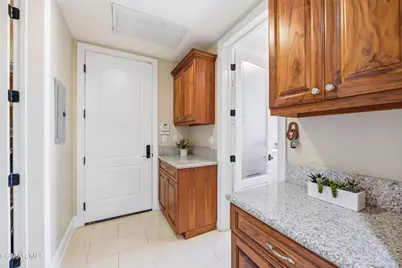 3490 Trego Court, Simi Valley, CA 93065 - Photo 37