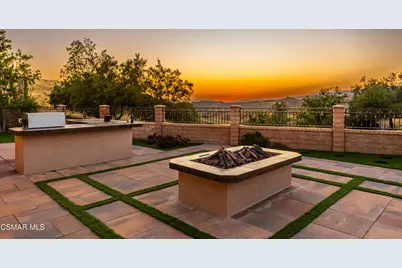 3490 Trego Court, Simi Valley, CA 93065 - Photo 5