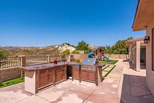 3490 Trego Ct, Simi Valley, CA 93065 - Photo 45