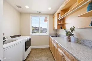 3490 Trego Ct, Simi Valley, CA 93065 - Photo 39
