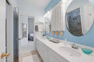 331 Briar Bluff Cir, Thousand Oaks, CA 91360 - Photo 33