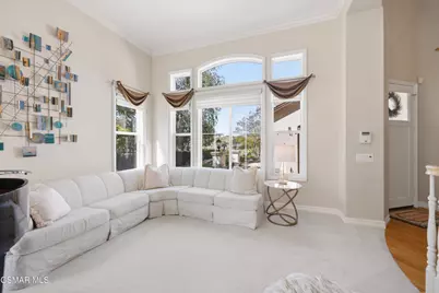 331 Briar Bluff Circle, Thousand Oaks, CA 91360 - Photo 7