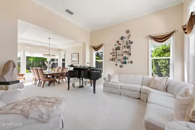 331 Briar Bluff Circle, Thousand Oaks, CA 91360 - Photo 9