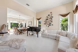 331 Briar Bluff Cir, Thousand Oaks, CA 91360 - Photo 9