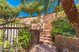 331 Briar Bluff Cir, Thousand Oaks, CA 91360 - Photo 45