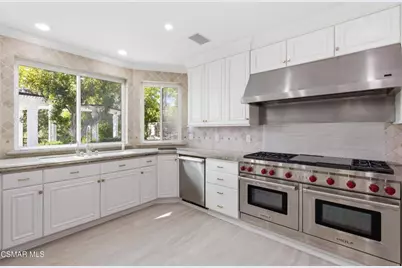 24756 Eilat Street, Woodland Hills, CA 91367 - Photo 15