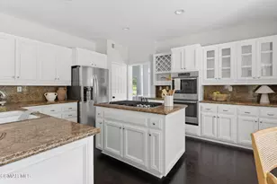 2640 Kirsten Lee Dr, Westlake Village, CA 91361 - Photo 11