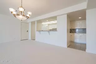 10660 Wilshire Blvd, Los Angeles, CA 90024 - Photo 27