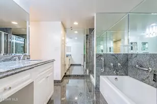 10660 Wilshire Blvd, Los Angeles, CA 90024 - Photo 47