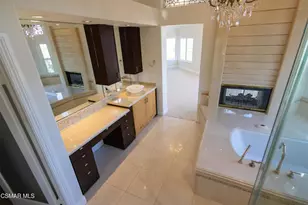 32715 Pacifica Ct, Westlake Village, CA 91361 - Photo 27