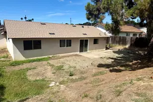 1352 Elsinor Ave, Ventura, CA 93004 - Photo 3