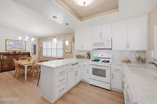 6547 Pinion St, Oak Park, CA 91377 - Photo 11