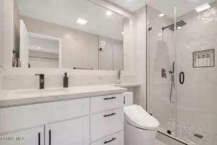 13960 Oxnard St, Los Angeles, CA 91401 - Photo 17