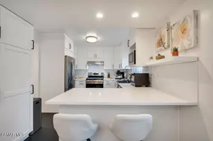 13960 Oxnard St, Los Angeles, CA 91401 - Photo 11