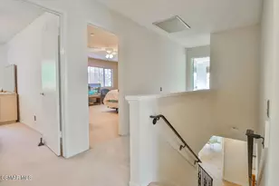 5260 Edgeware Dr, Calabasas, CA 91301 - Photo 41