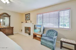 5260 Edgeware Dr, Calabasas, CA 91301 - Photo 21