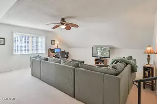 5260 Edgeware Dr, Calabasas, CA 91301 - Photo 35