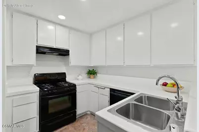 6647 Shakespeare Way, Ventura, CA 93003 - Photo 25