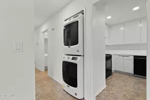 6647 Shakespeare Way, Ventura, CA 93003 - Photo 17