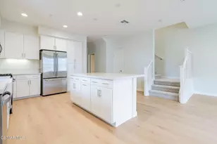 201 Red Brick Dr, Simi Valley, CA 93065 - Photo 3