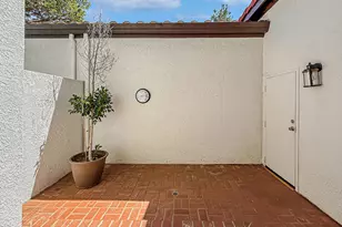 5423 Spanish Oak Ln, Oak Park, CA 91377 - Photo 47