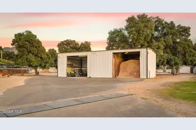 27101 Sand Canyon Road, Canyon Country, CA 91387 - Photo 37