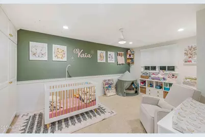 22661 Calvert Street, Woodland Hills, CA 91367 - Photo 27