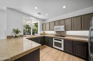 3216 Desert Sage Ct, Simi Valley, CA 93065 - Photo 13