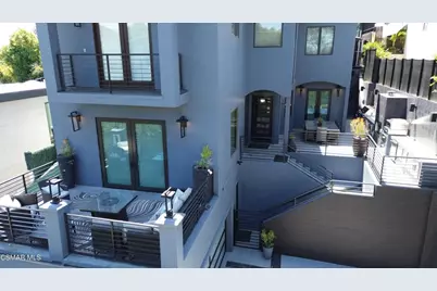 6930 Woodrow Wilson Drive, Los Angeles, CA 90068 - Photo 3