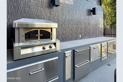 6930 Woodrow Wilson Drive, Los Angeles, CA 90068 - Photo 29