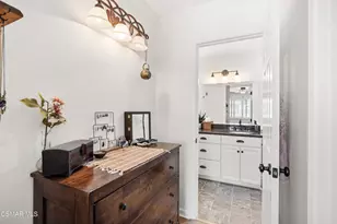 6491 Twin Cir Ln, Simi Valley, CA 93063 - Photo 21