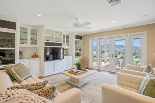 6640 Smoke Tree Ave, Oak Park, CA 91377 - Photo 21