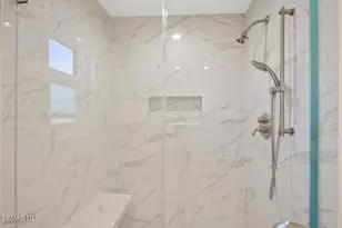 6640 Smoke Tree Ave, Oak Park, CA 91377 - Photo 31