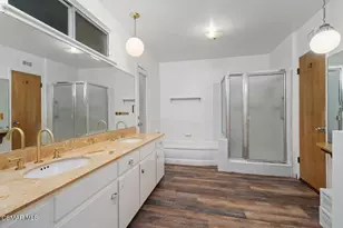 5708 Wilhelmina Ave, Woodland Hills, CA 91367 - Photo 33