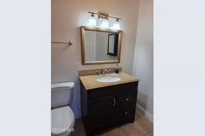 4590 Fort Worth Drive, Simi Valley, CA 93063 - Photo 13