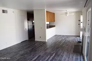 28725 Conejo View Dr, Agoura Hills, CA 91301 - Photo 3