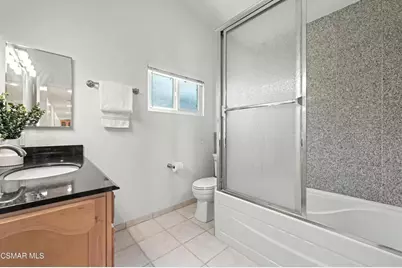 5730 Serrania Avenue, Woodland Hills, CA 91367 - Photo 39