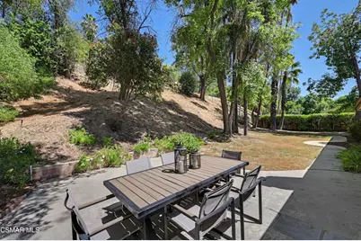 5730 Serrania Avenue, Woodland Hills, CA 91367 - Photo 49