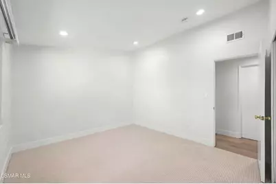 5730 Serrania Avenue, Woodland Hills, CA 91367 - Photo 37