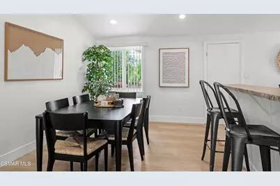 5730 Serrania Avenue, Woodland Hills, CA 91367 - Photo 15