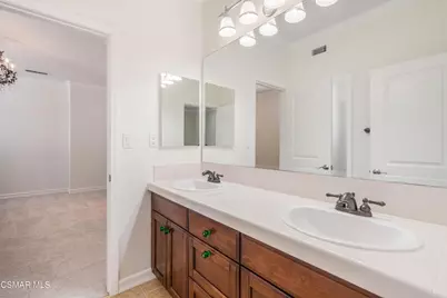318 Loire Valley Drive, Simi Valley, CA 93065 - Photo 35