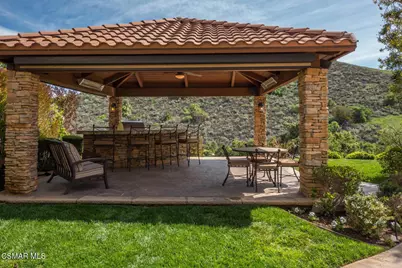318 Loire Valley Drive, Simi Valley, CA 93065 - Photo 43